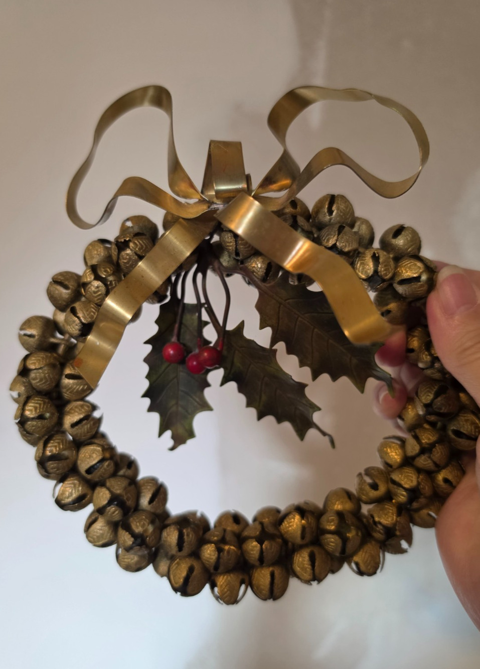 VTG Petites Choses Brass Jingle Bell Wreath Bow Holly Leaves Berries Heavy 6"